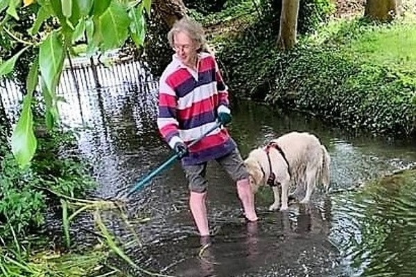 Dr Cole clears the way for quacking good fun